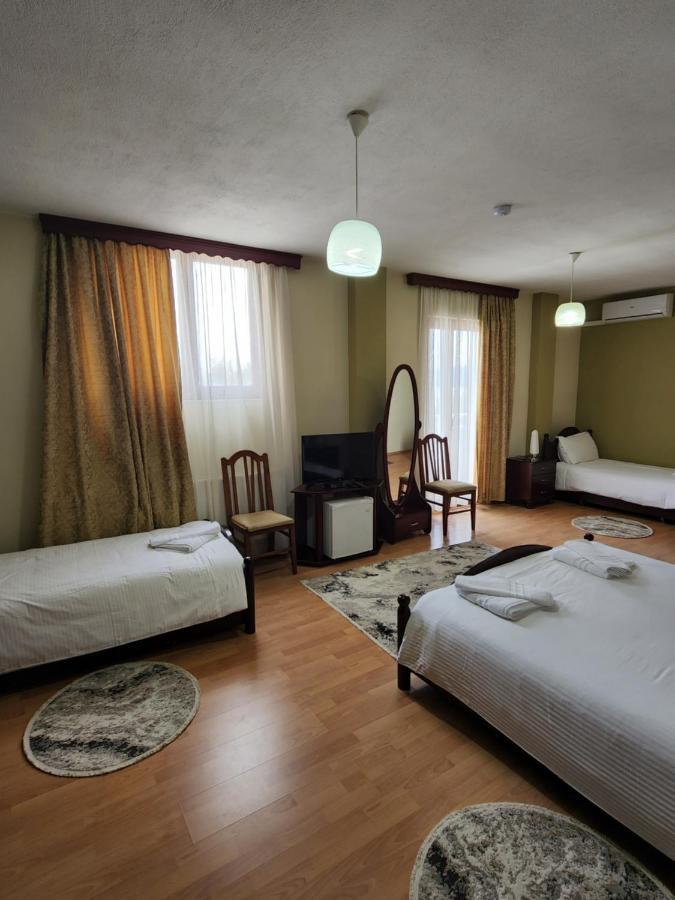 Guesthouse Bimbli Поградец Екстер'єр фото